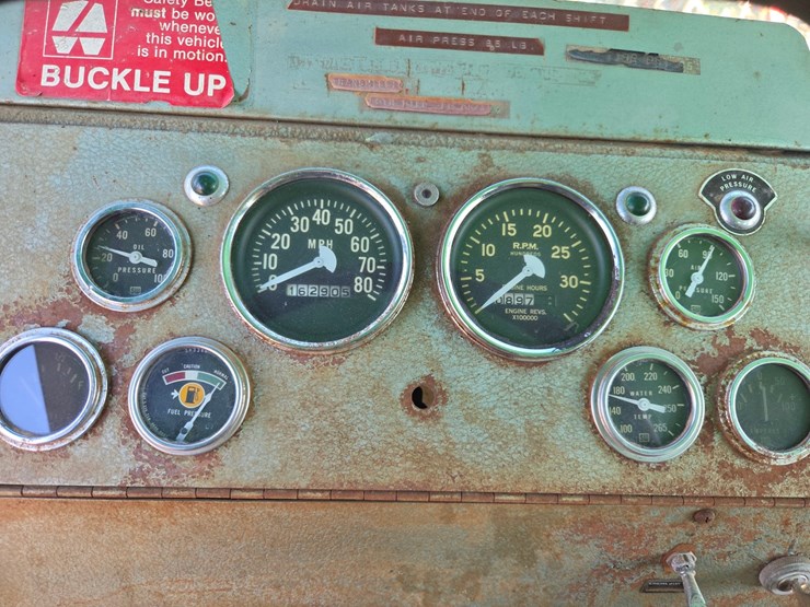 #3410-•-1974-oshkosh-p2025-1e1-plow-truck-image-59