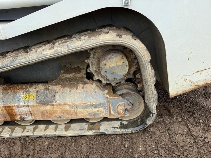 2021-takeuchi-tl8-image-20