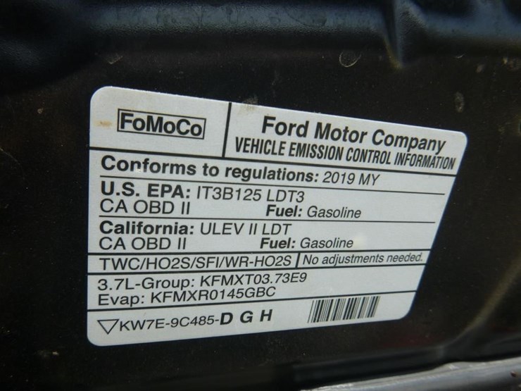 2019-ford-explorer-image-12