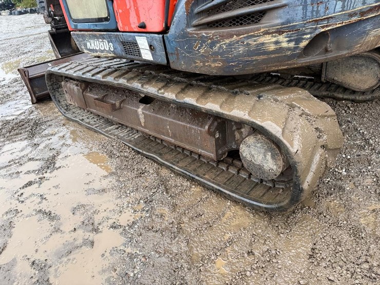 2012-kubota-kx080-3-image-15