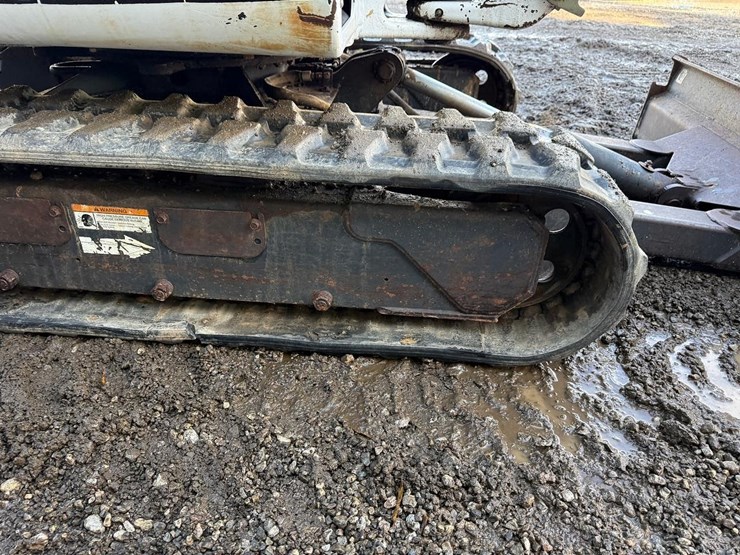 2005-bobcat-331g-image-14