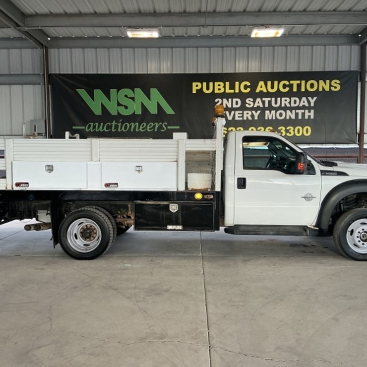 2013 FORD F550