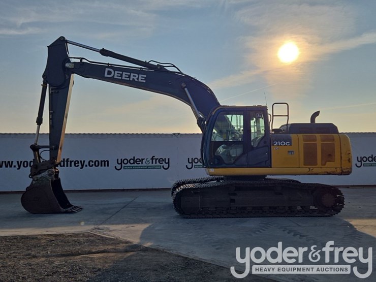 2019-deere-210g-lc-image-2