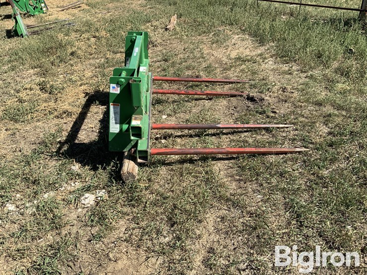 worksaver-tractor-loader-bale-spear-attachment-image-4