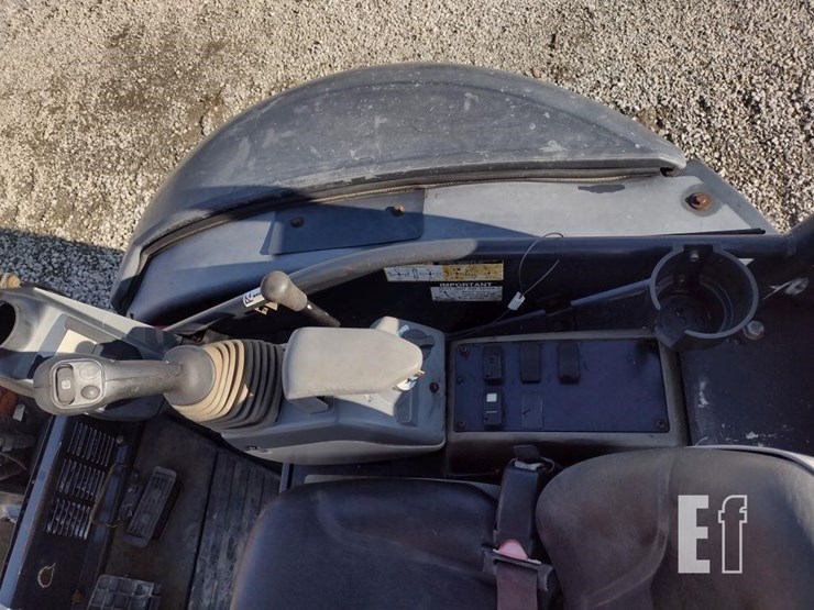 2011-hitachi-zx35u-3-image-8