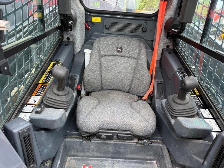 2024-deere-331g-image-20
