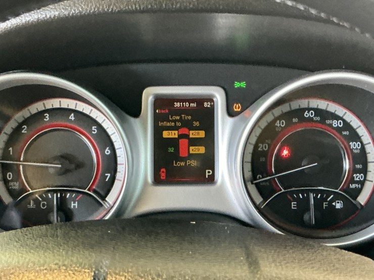 2016-dodge-journey-image-17