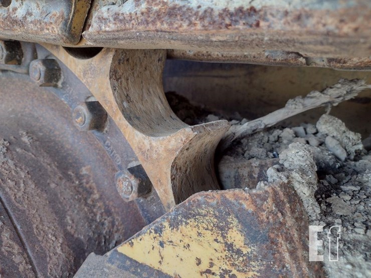 2018-caterpillar-d5k2-xl-image-28