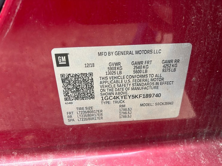 2019-chevrolet-silverado-3500hd-image-9