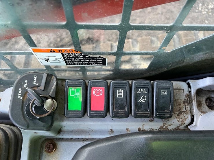 kubota-svl65-2-image-19
