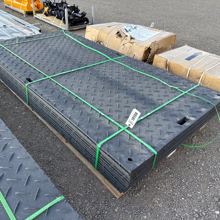 #1032 • QTY(12) 4' X 8' GROUND PROTECTION MATS