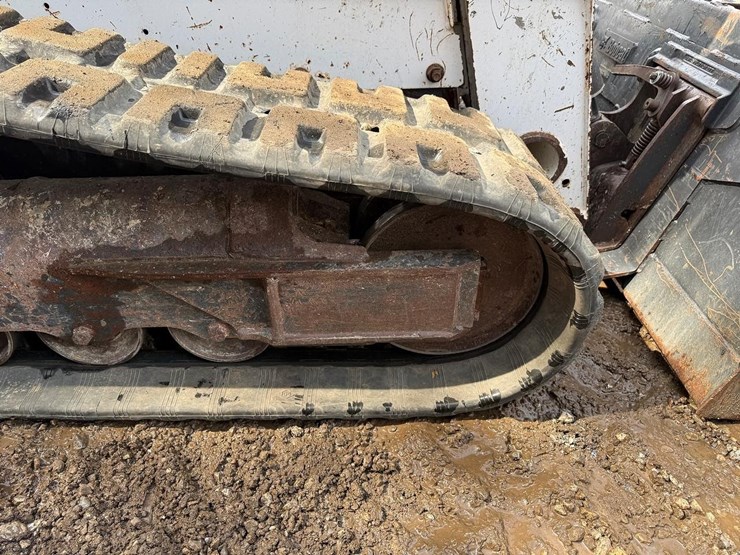 2019-bobcat-t650-image-15