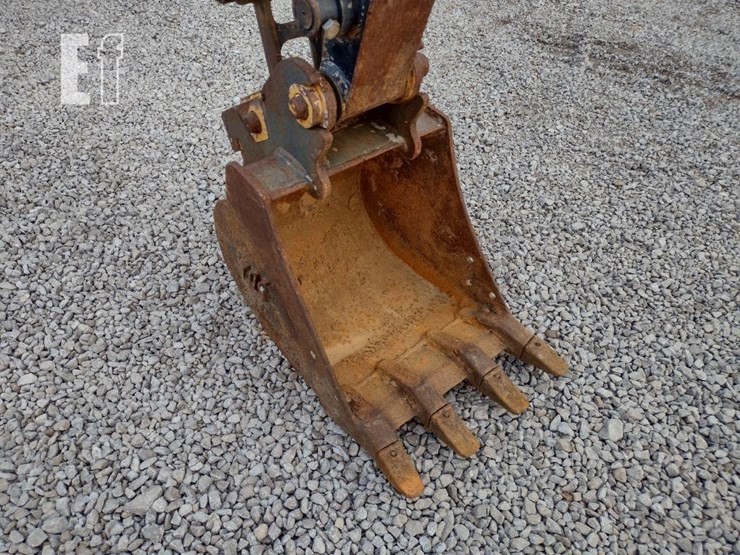 2017-deere-30g-image-22