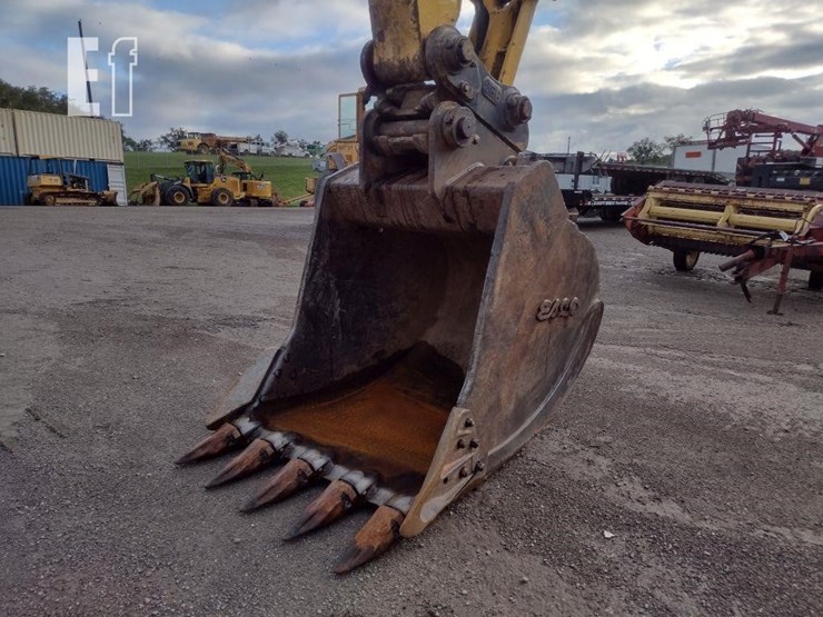 2011-komatsu-pc350-lc-8-image-23