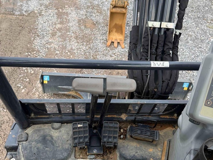 deere-35g-image-21