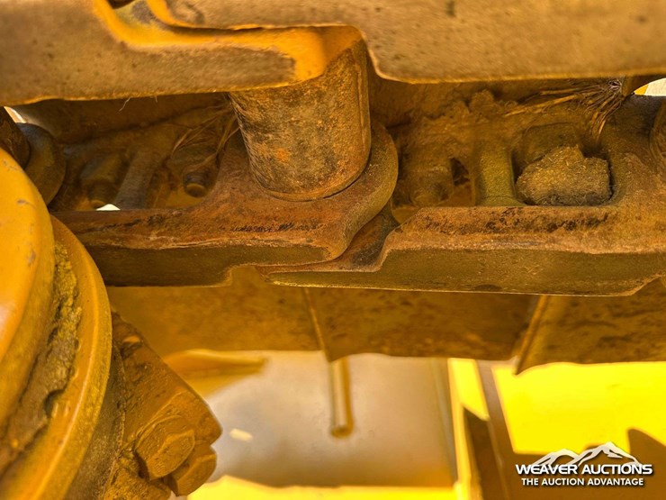 john-deere-8-image-15