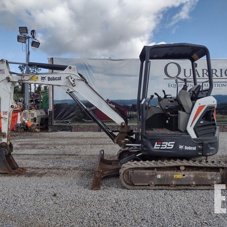 BOBCAT E35i