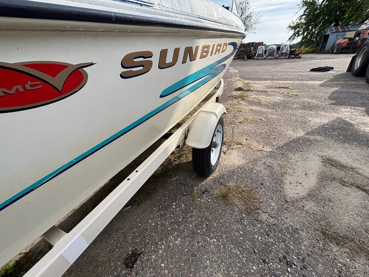 #1317-•-1997-sunbird-spirits-150-fish/ski-boat-(has-wi-registration-card)-image-16
