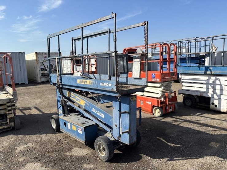 up-right-sl-20d-scissor-lift-image-4