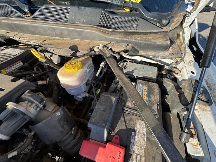 2020-dodge-3500-image-51