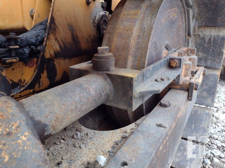 2006-case-550h-lt-image-28