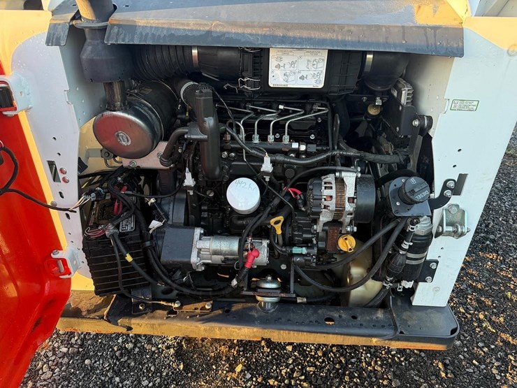 2018-bobcat-s550-image-14