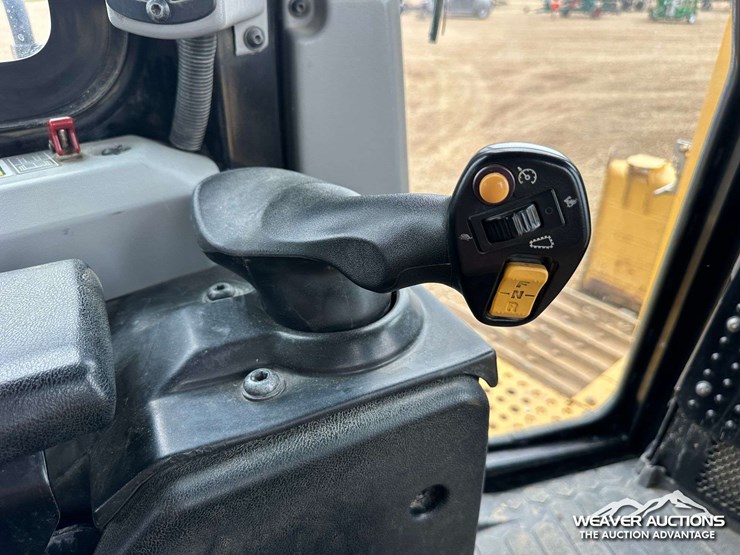 2018-caterpillar-d6t-lgp-image-14