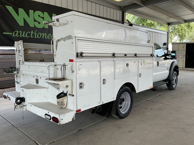 2015-ford-f550-image-7