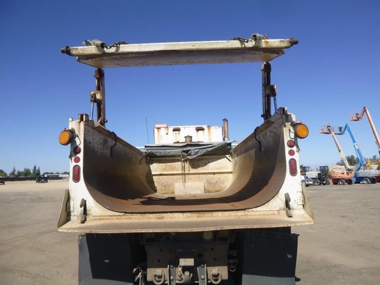 2008-international-df557-t/a-dump-truck-image-28