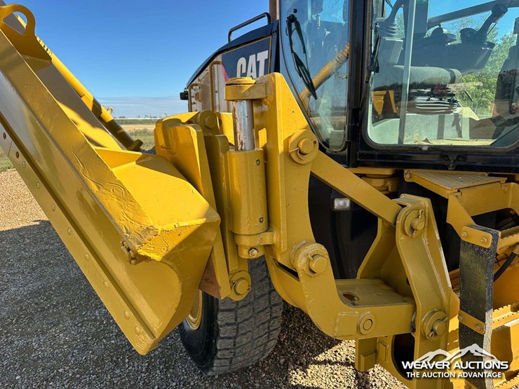 caterpillar-140m-image-44
