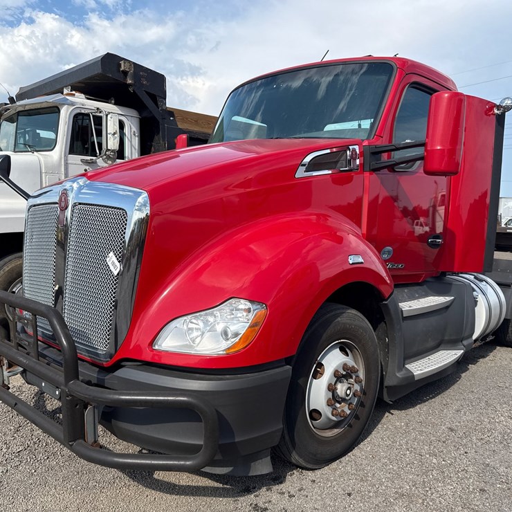 2019 KENWORTH T680