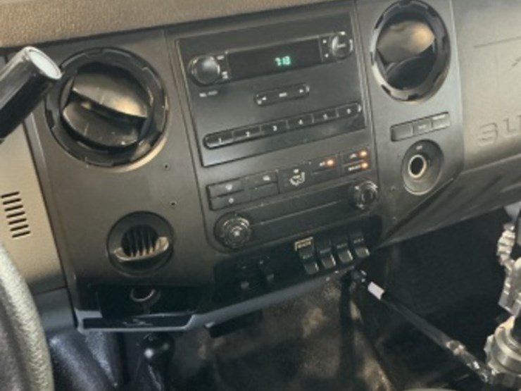 2013-ford-f550-image-20