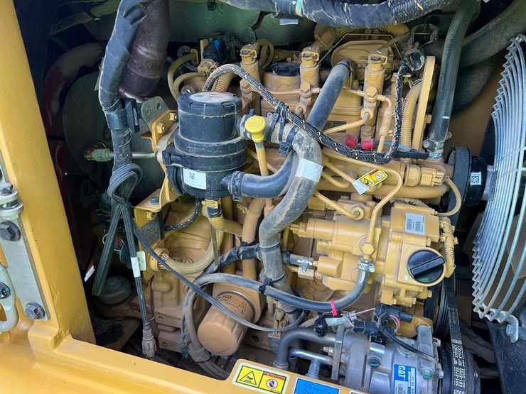 2023-caterpillar-305cr-image-16
