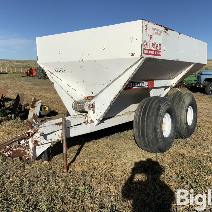 Farmhand T/A Fertilizer Spreader