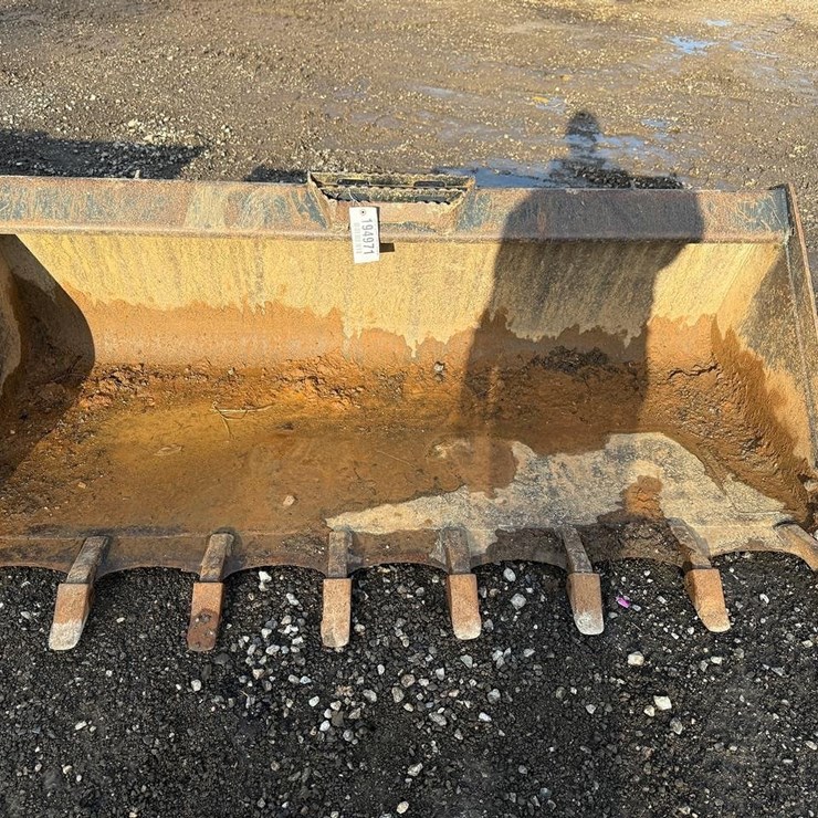 76” Skid Steer Tooth Bucket