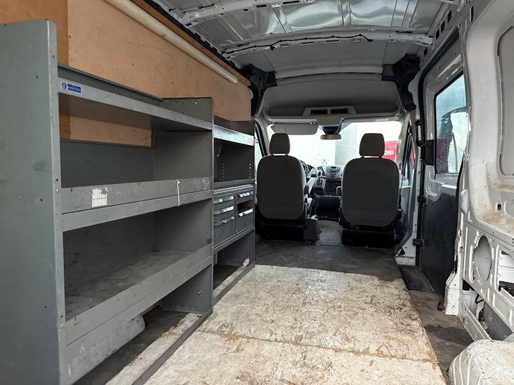 2016-ford-transit-image-13
