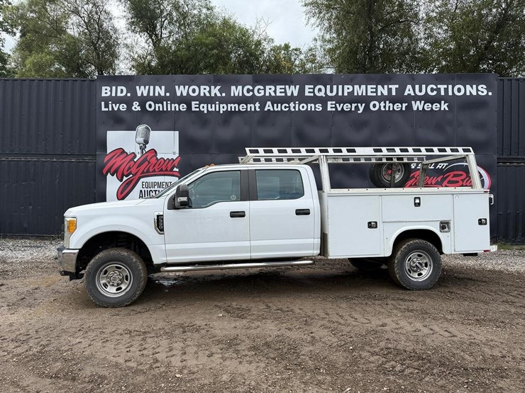 2017-ford-f350-image-1