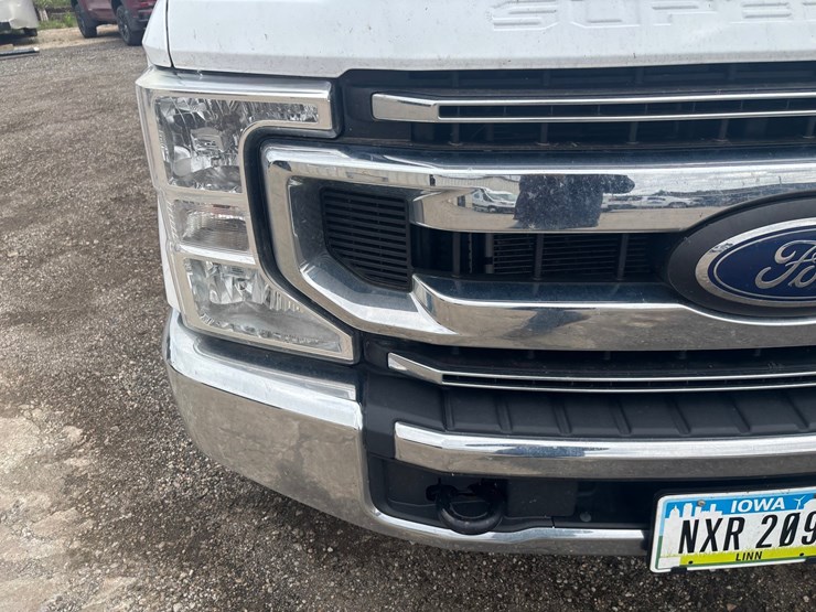2022-ford-f250-image-16