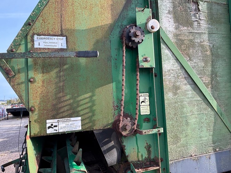 #1020-•-badger-chopper-box-image-31