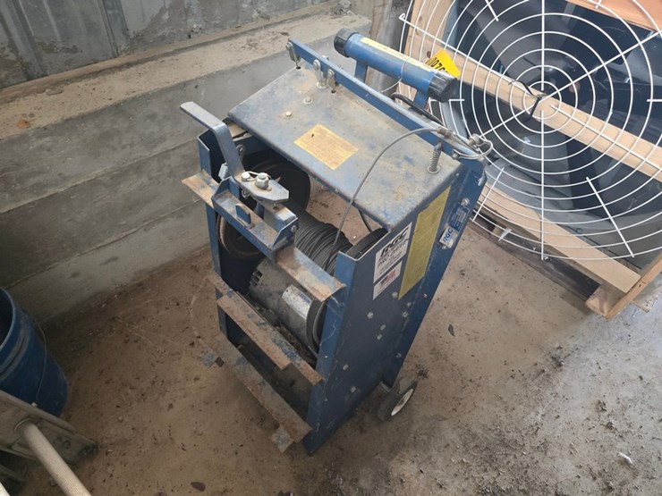 #9765-•-rgc-shingle-hoist-image-3