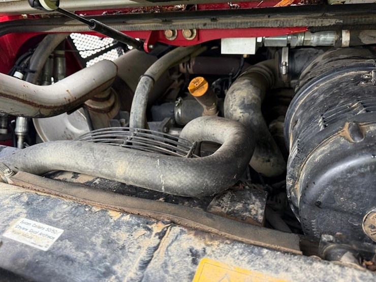 2012-takeuchi-tl250-image-17