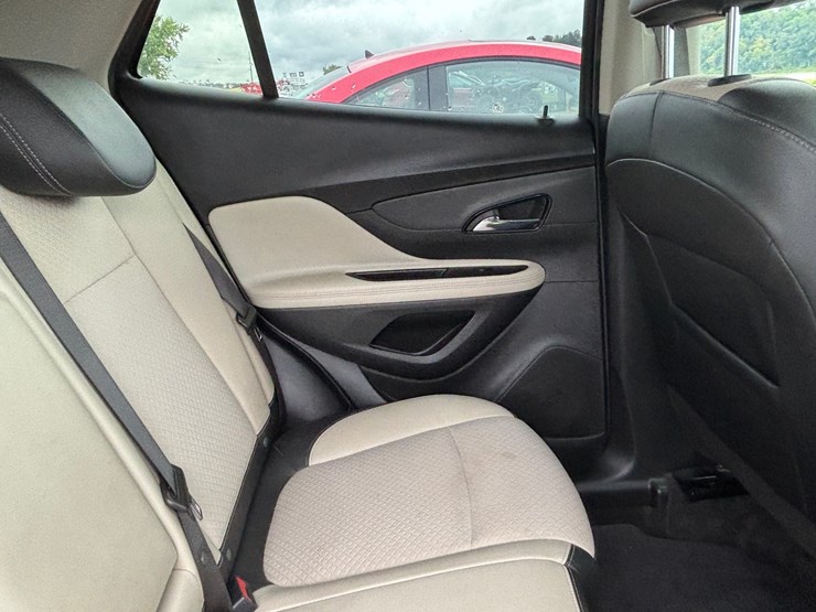 2021-buick-encore-image-23