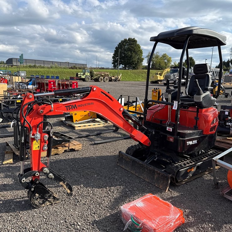#1083 • 2026 TPM-20K MINI EXCAVATOR