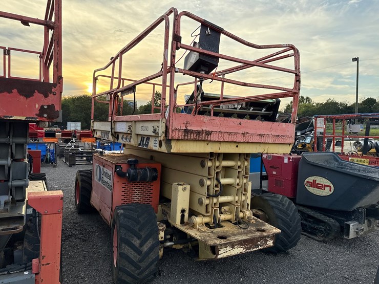 2001-jlg-33rts-image-2