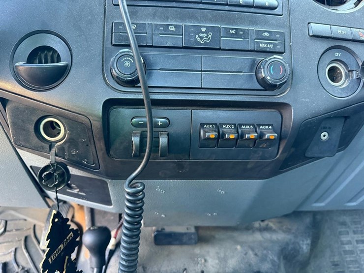 2015-ford-f250-image-27