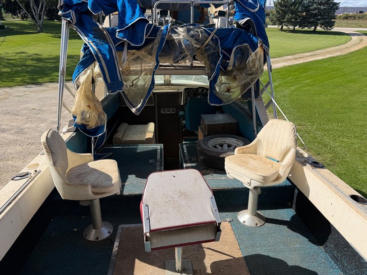 #2520-•-great-lakes-fishing-and-pleasure-boat-image-20