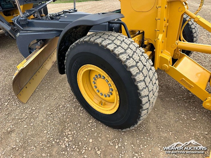 john-deere-872-image-52