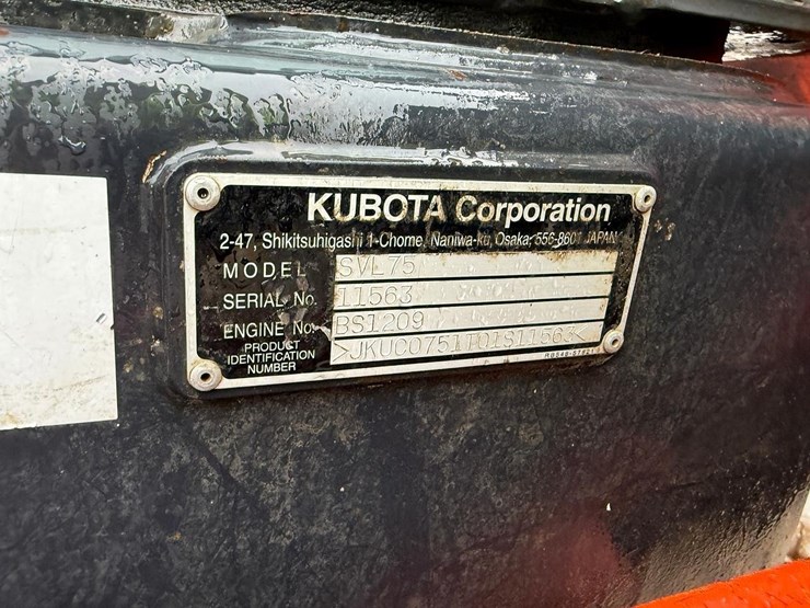 2012-kubota-svl75-image-28