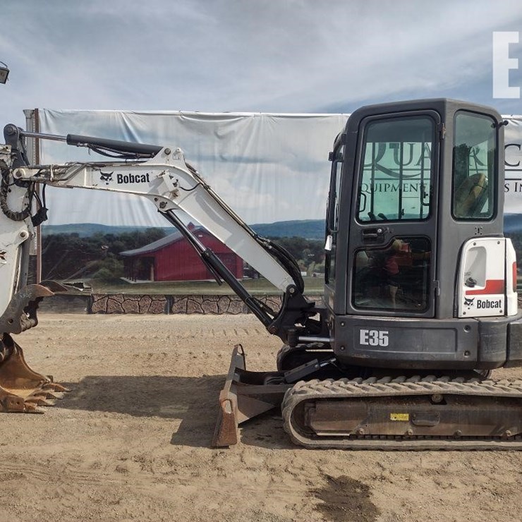 2012 BOBCAT E35
