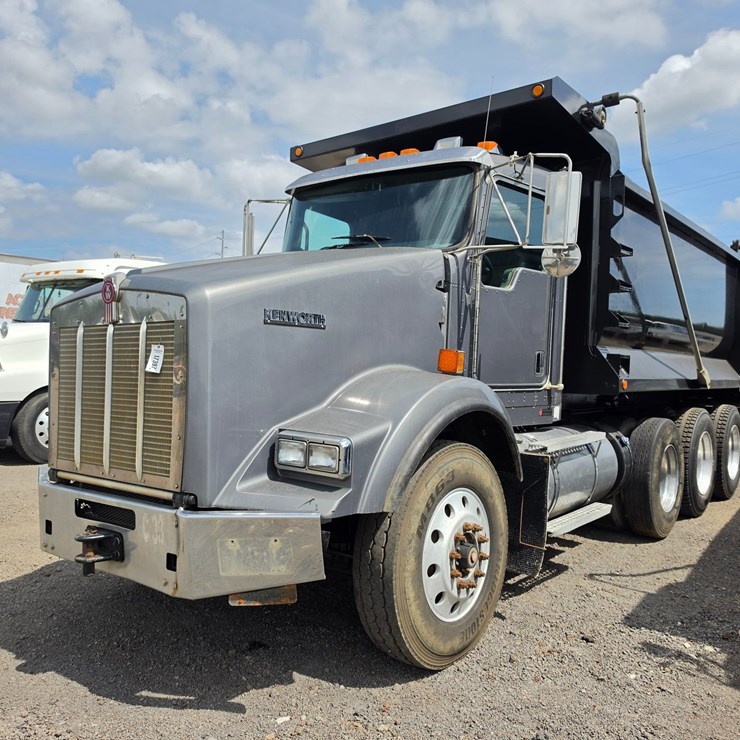 2013 KENWORTH T800